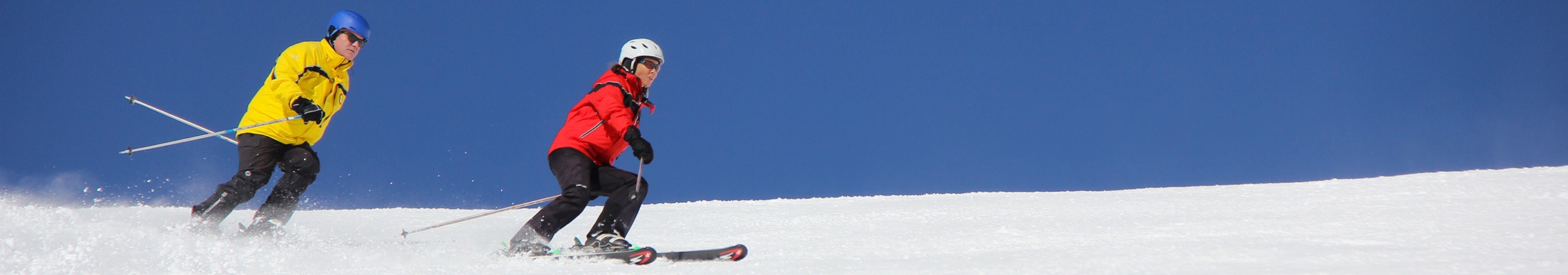 Photo: Carving en tandem sur les pistes de Zinal. 